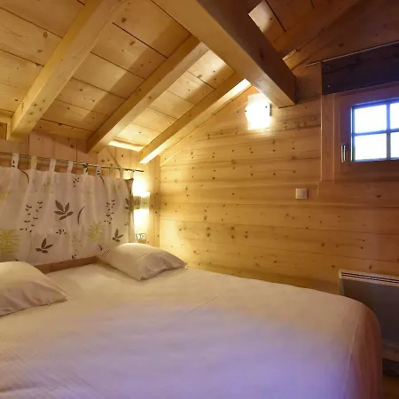 Quaint Chalet In With Sauna Chalet