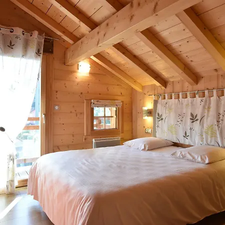 Quaint Chalet In With Sauna *
