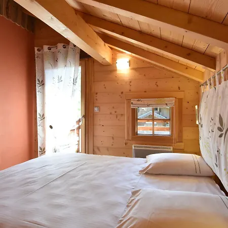 Quaint Chalet In With Sauna Chalet *